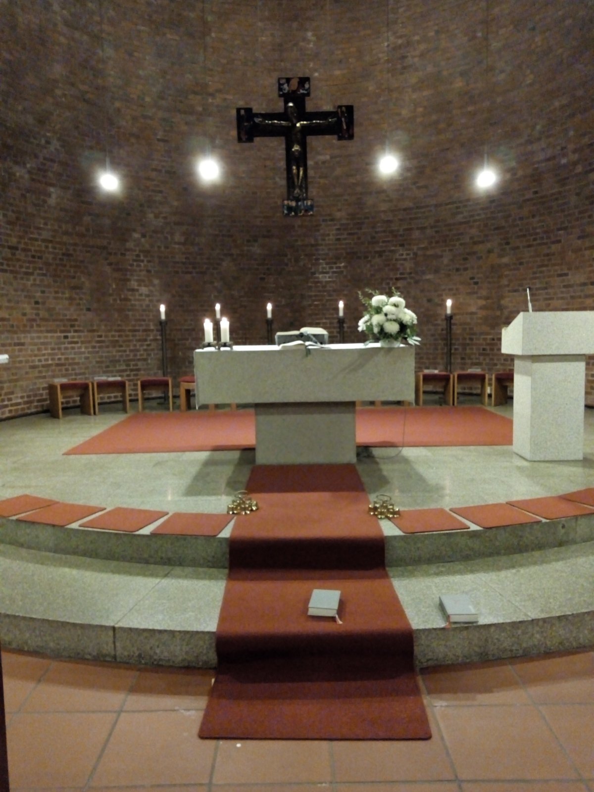 Altar St. Mariä Namen (c) Martina Sedlaczek