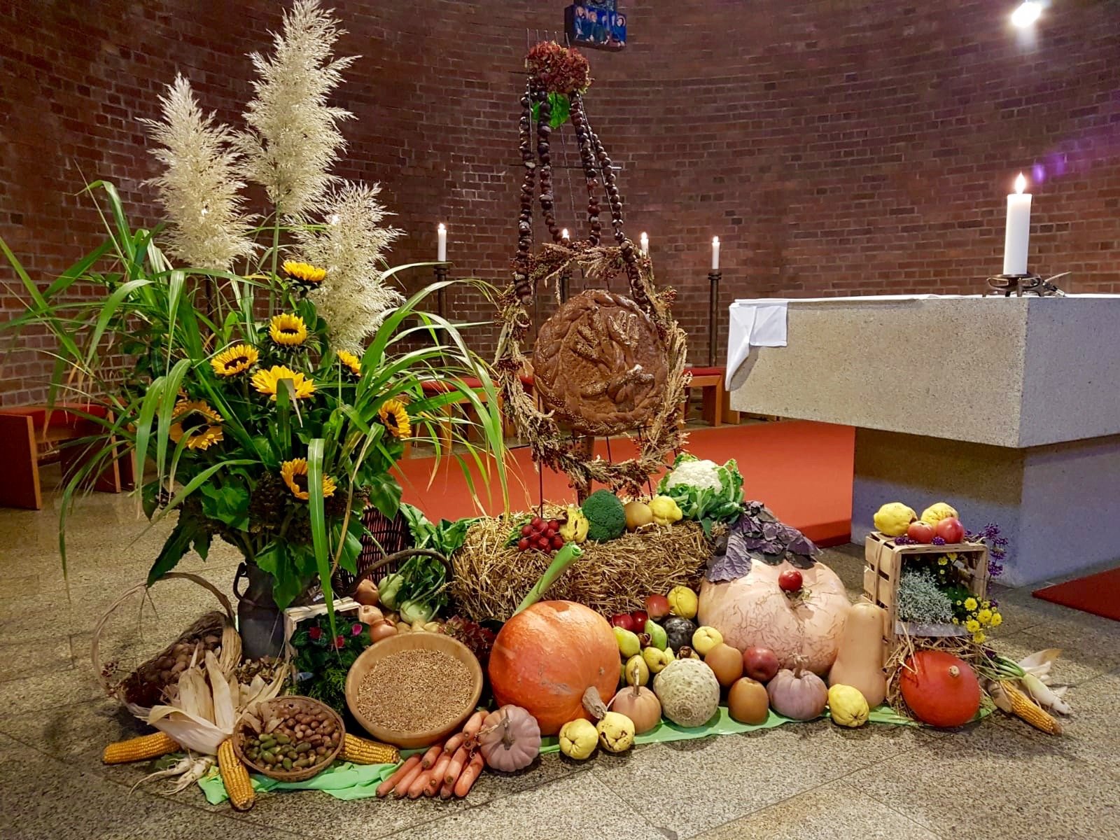 Erntedank in St. Mariä Namen/Braschoß 2018 (c) Inge Moors