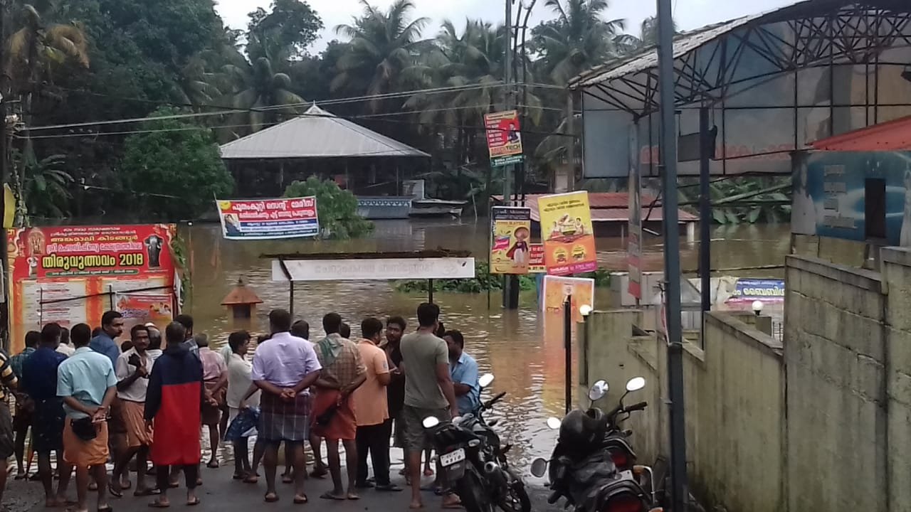 Flutkatastrophe Kerala Indien (2) (c) Pater Antony