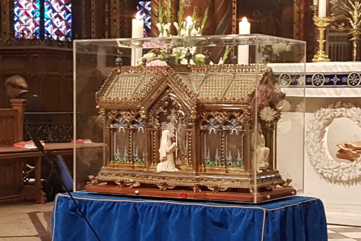Reliquienschrein der Heiligen Bernadette Soubirous aus Lourdes (c) Hanjo Dohm