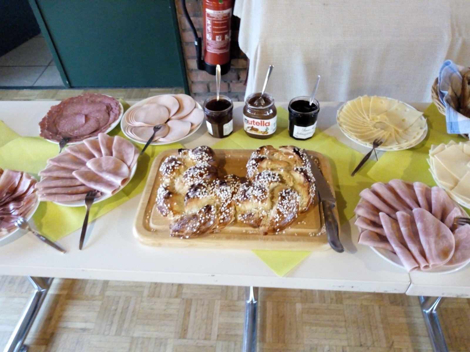 Frühstücksbuffet für Pfarrer Wahlen (St. Joseph) (c) Martina Sedlaczek Frühstücksbuffet für Pfarrer Wahlen (St. Joseph) (c) Martina Sedlaczek