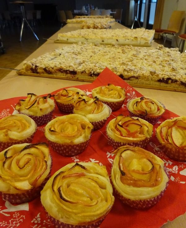Neujahrsempfang Kuchenbüfett (c) Dr. Andrea Korte-Böger