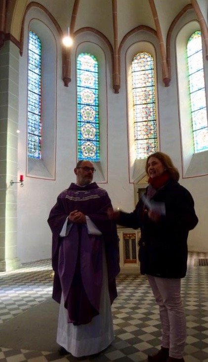 Pfarrer Wahlen in St. Antonius mit Bettina Heinrichs-Müller (c) Andrea Korte-Böger Pfarrer Wahlen in St. Antonius mit Bettina Heinrichs-Müller (c) Andrea Korte-Böger