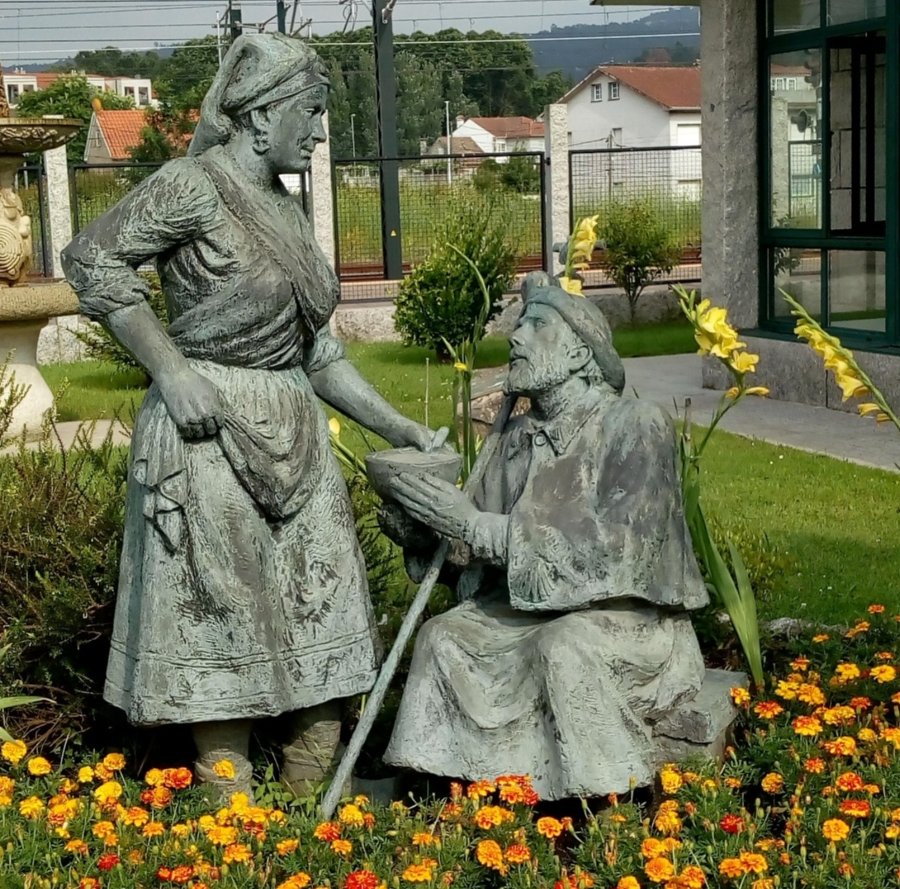 Tag 8 - vor der Pilgerherberge in Pontevedra (c) Die Jakobspilgerin