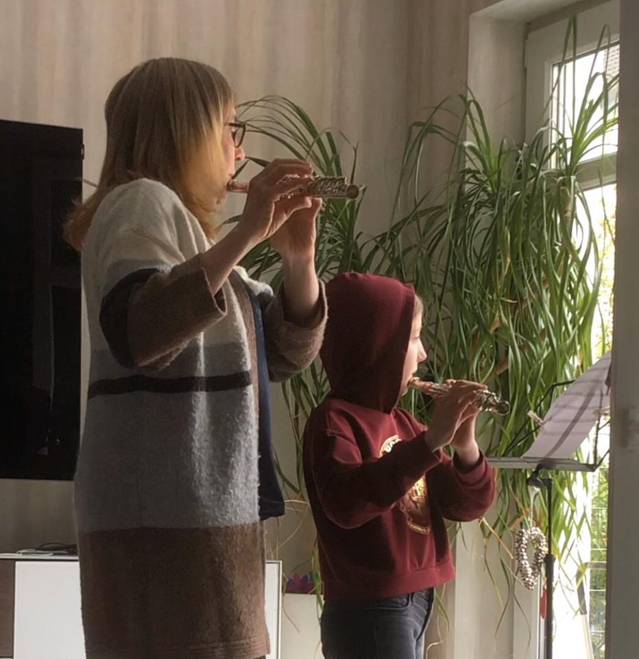 Musik am Fenster (c) Andrea Kern
