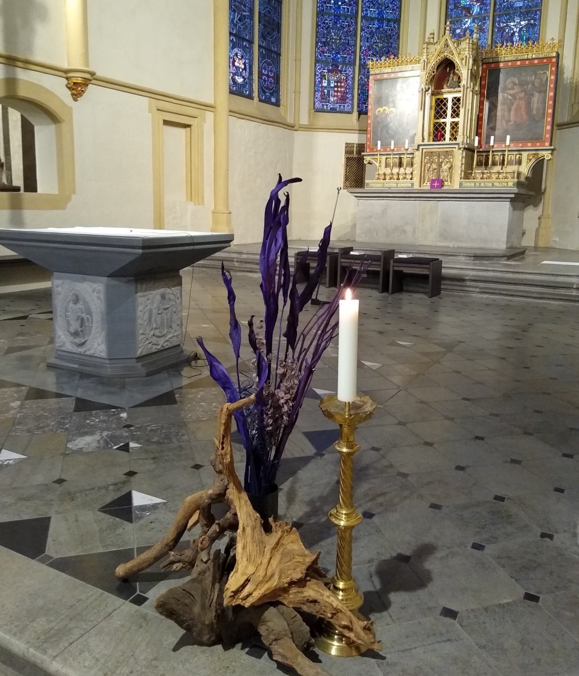 Altarbereich St. Servatius (c) Martina Sedlaczek