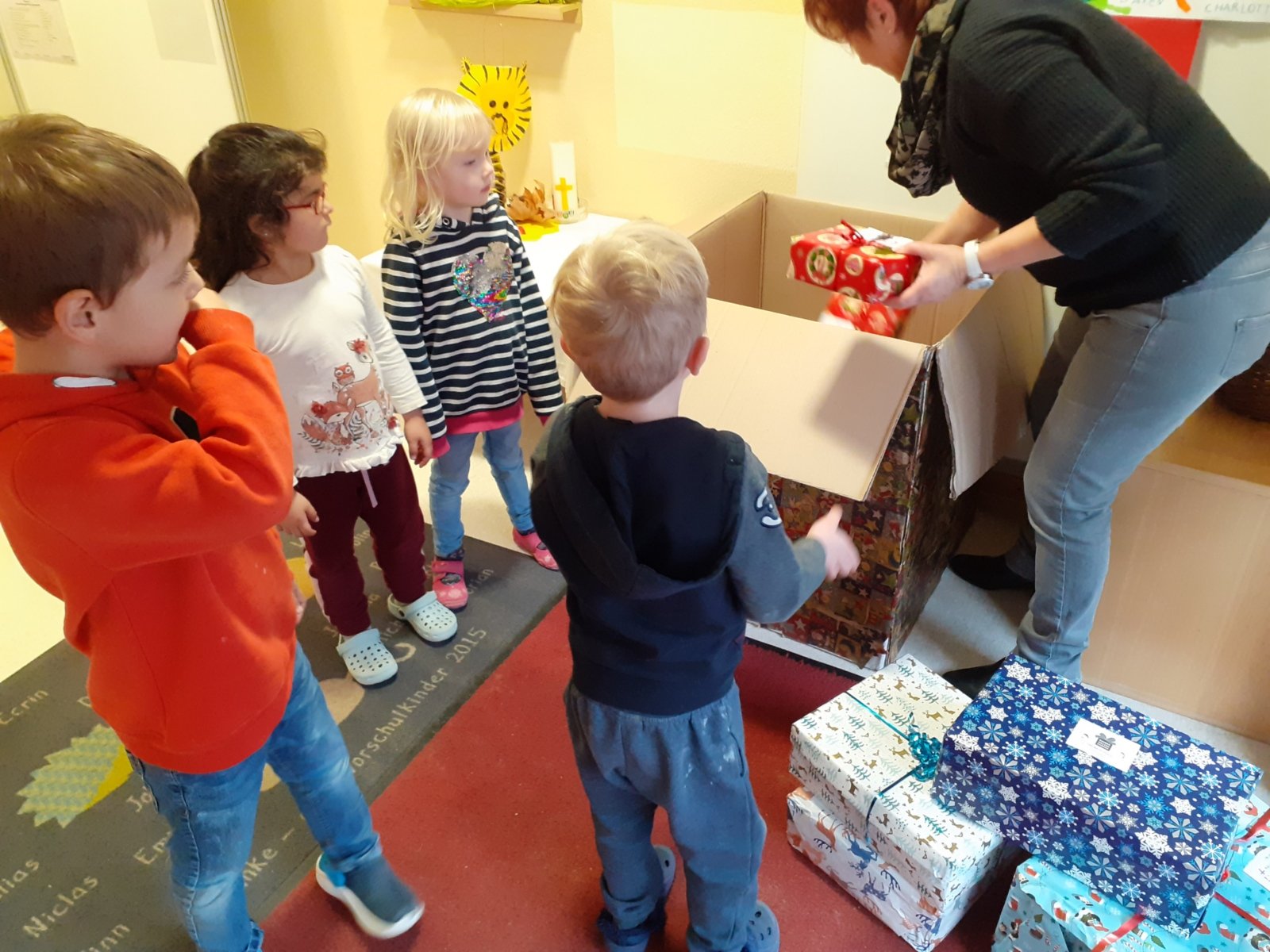 Kinder helfen Kinder_2 (c) Luzia Kannengießer