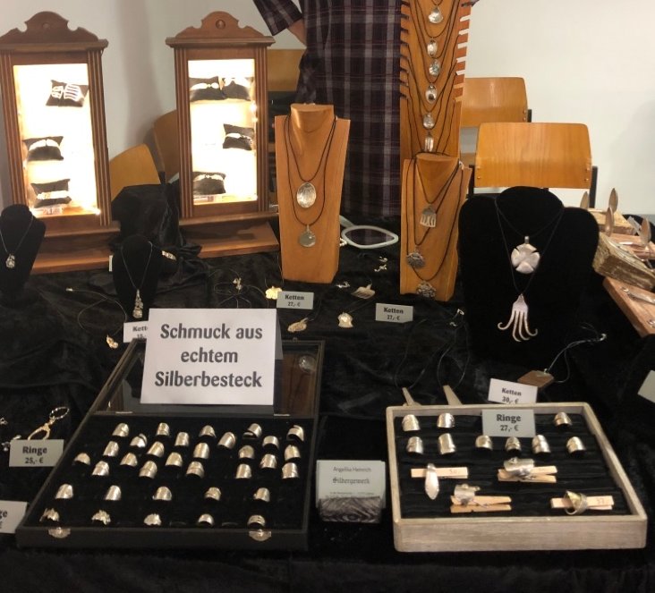 Kunsthandwerkermarkt (c) Uta Köpp