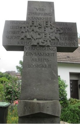 Kreuz Kaldauen Unterdorf (c) UlrichTondar