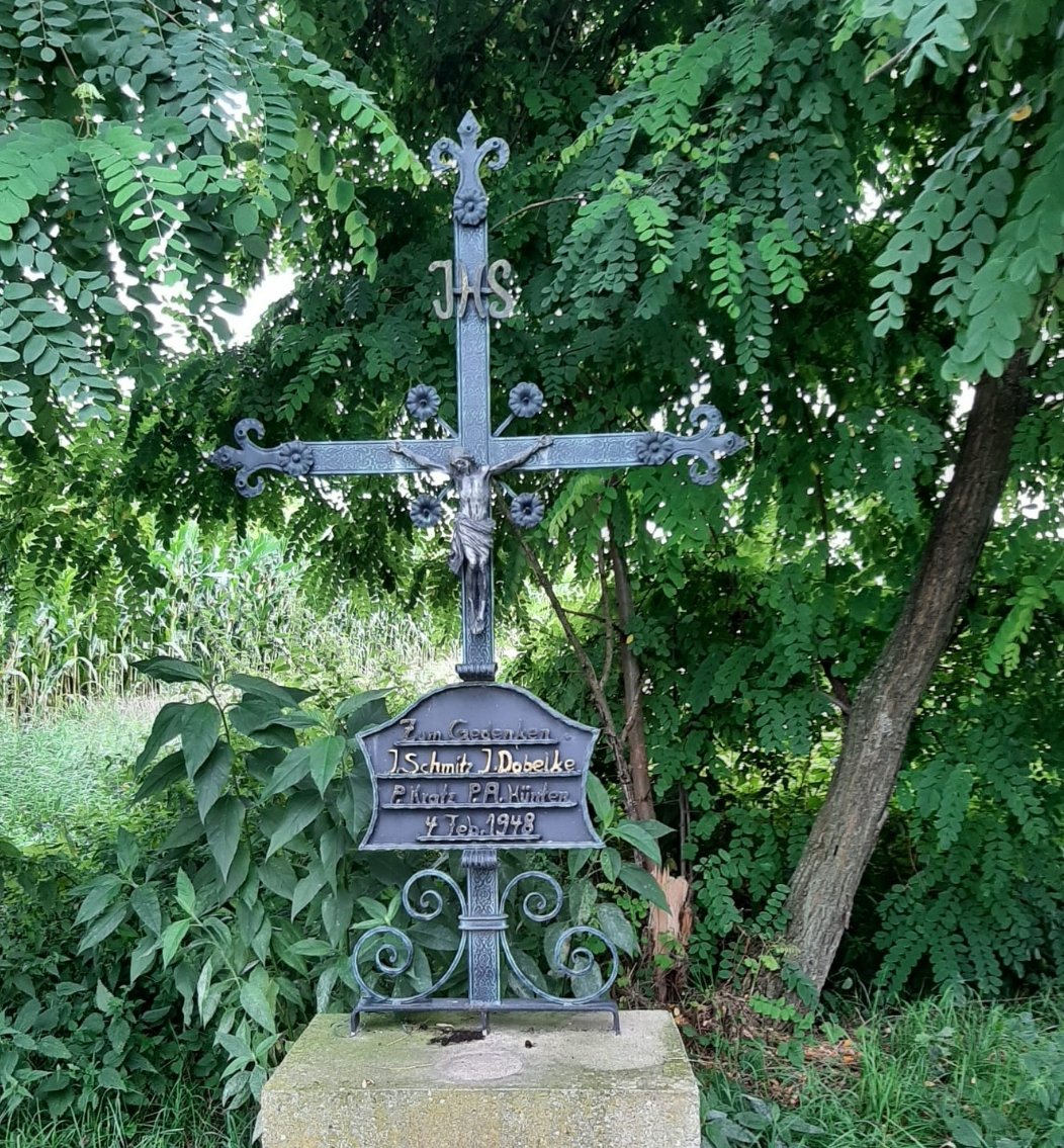 Wegekreuz Siegradweg Nähe Sportplatz Meindort (c) Richard Boehm