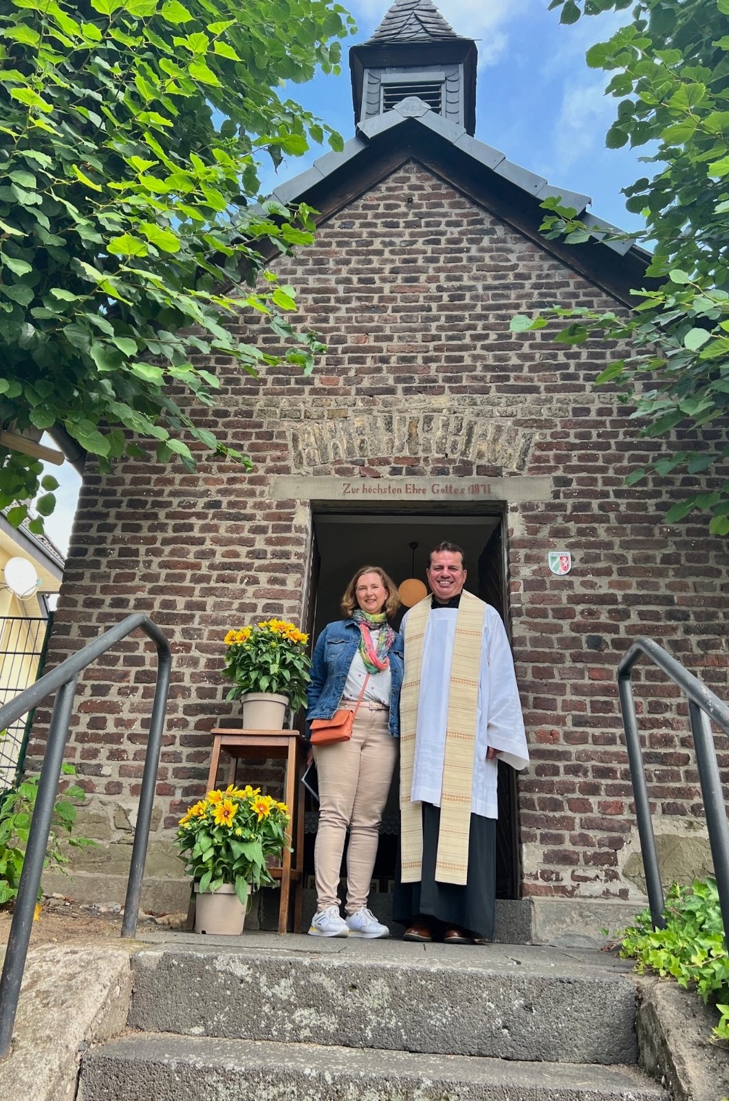 Bettina Heinrichs-Müller und Kaplan Wendland (c) Marga Basche
