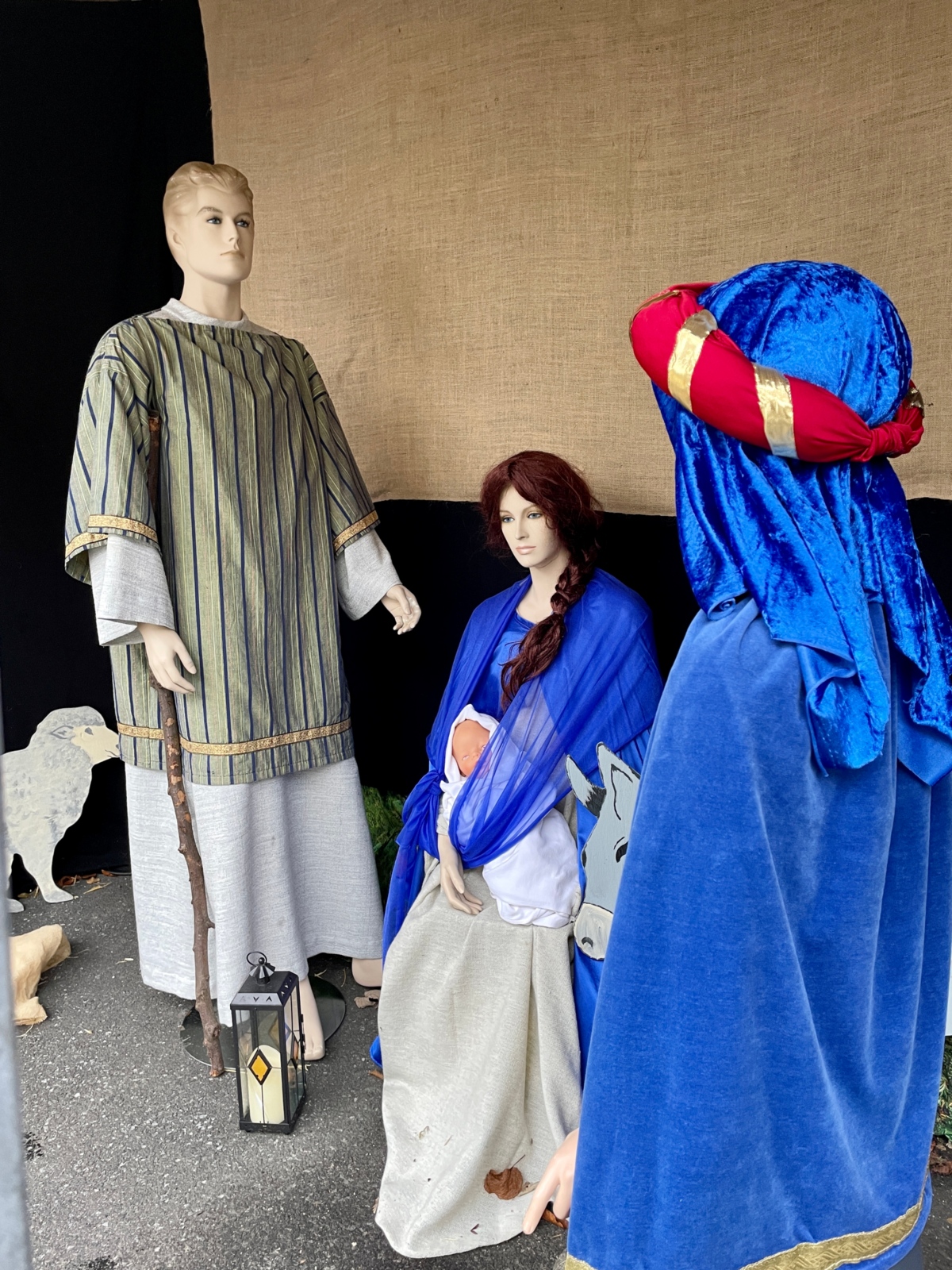 Dreikönigsszene 2023_Maria mit Kind (c) Gabi Pöge