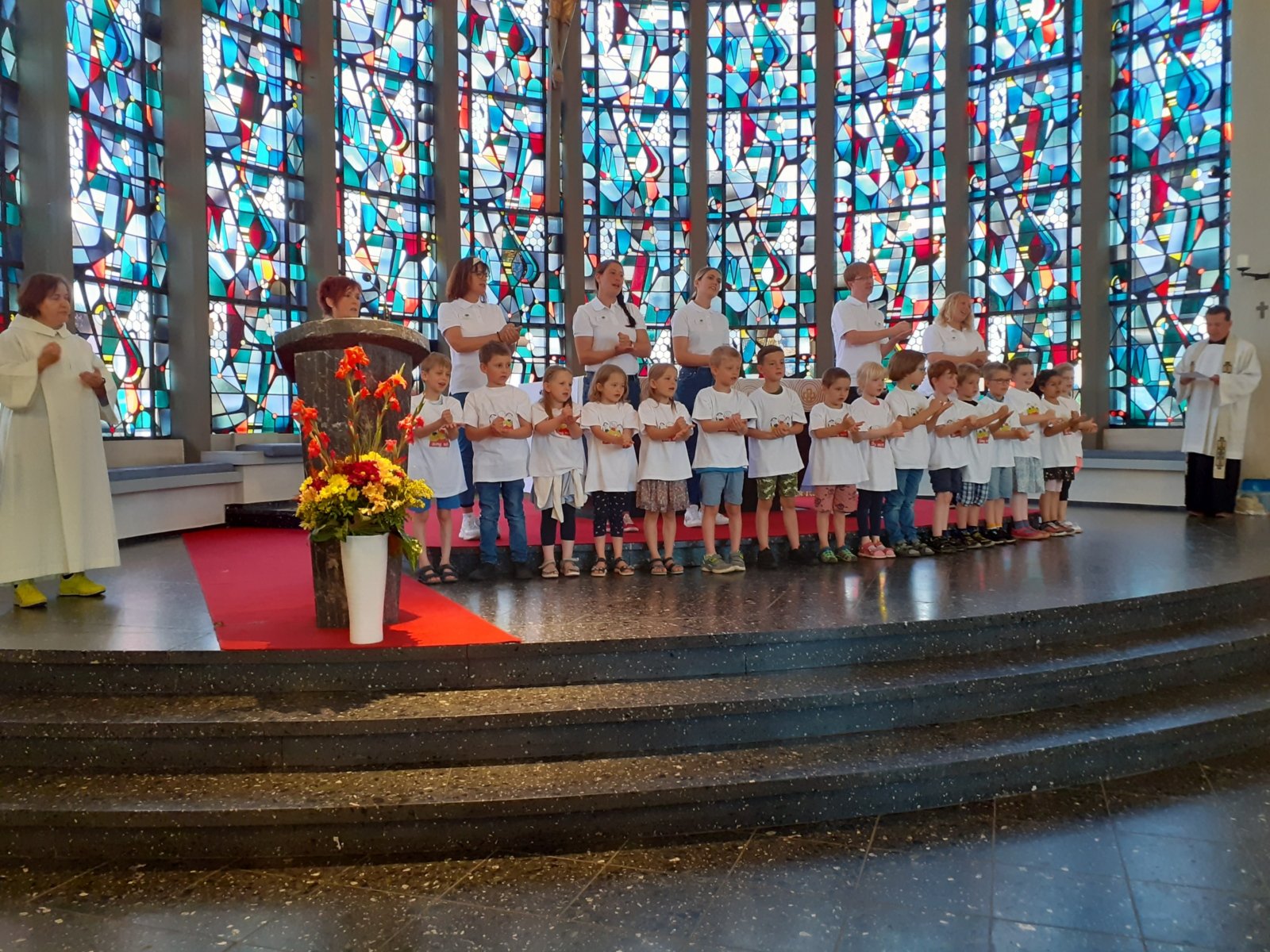 GoGi Einweihung Aussengelände (c) KiTa Liebfrauen