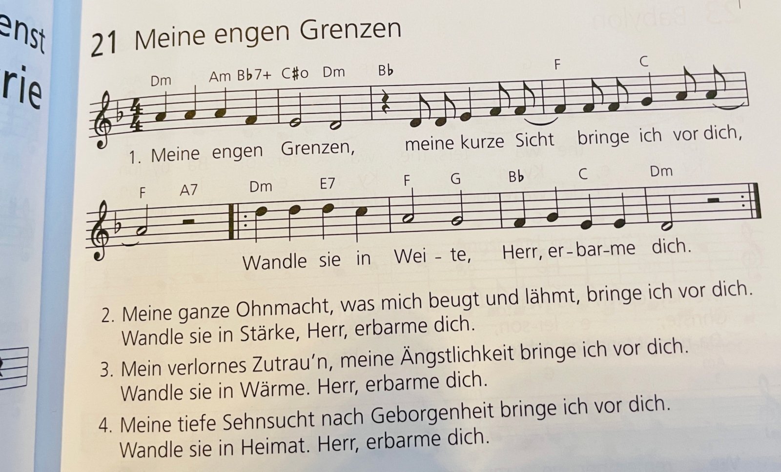 Lied beim Friedensgebet 2022 (c) Gabi Pöge