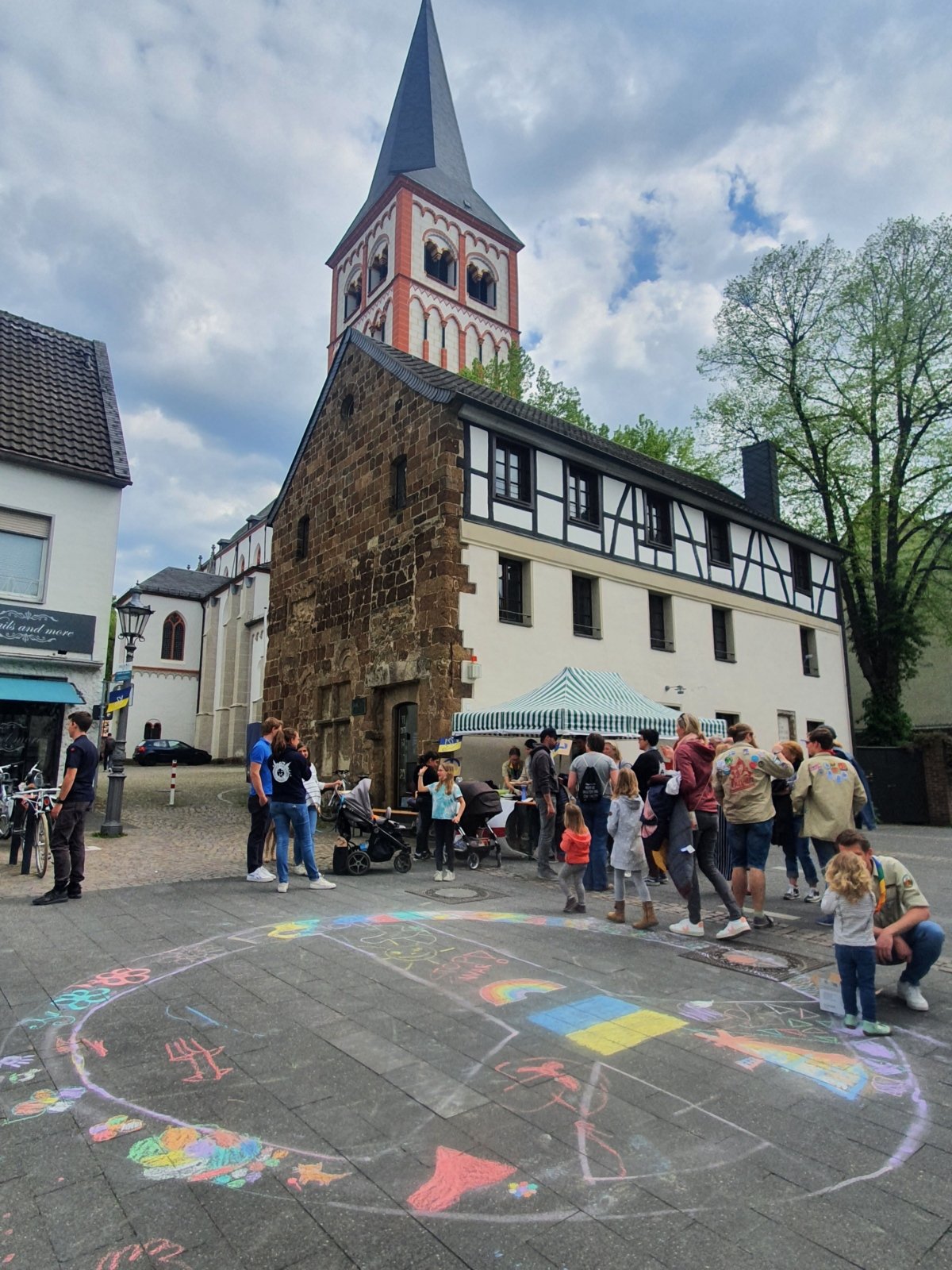 Waffeln statt Waffen: Peace-Zeichen (c) DPSG Stamm St. Anno