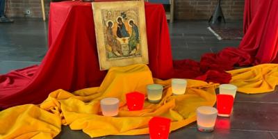 2023-08-06 - Taizé-Gebet in St. Hedwig - 1526a