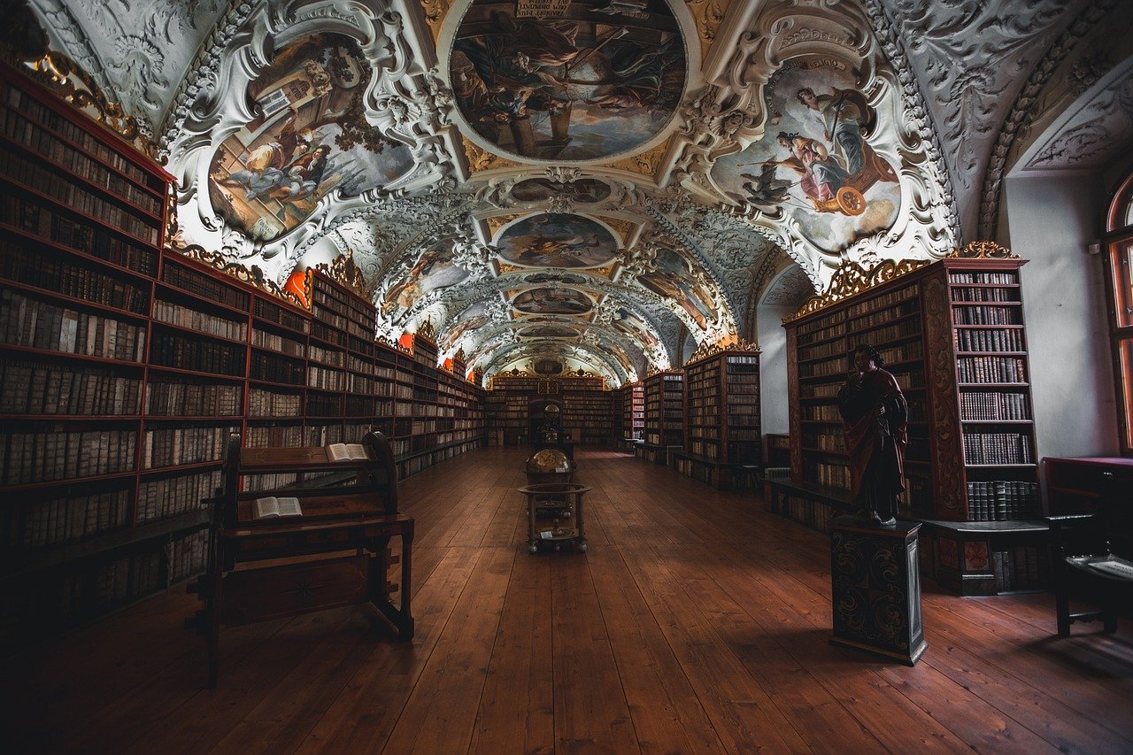 books-1842306_1280 (c) pixabay
