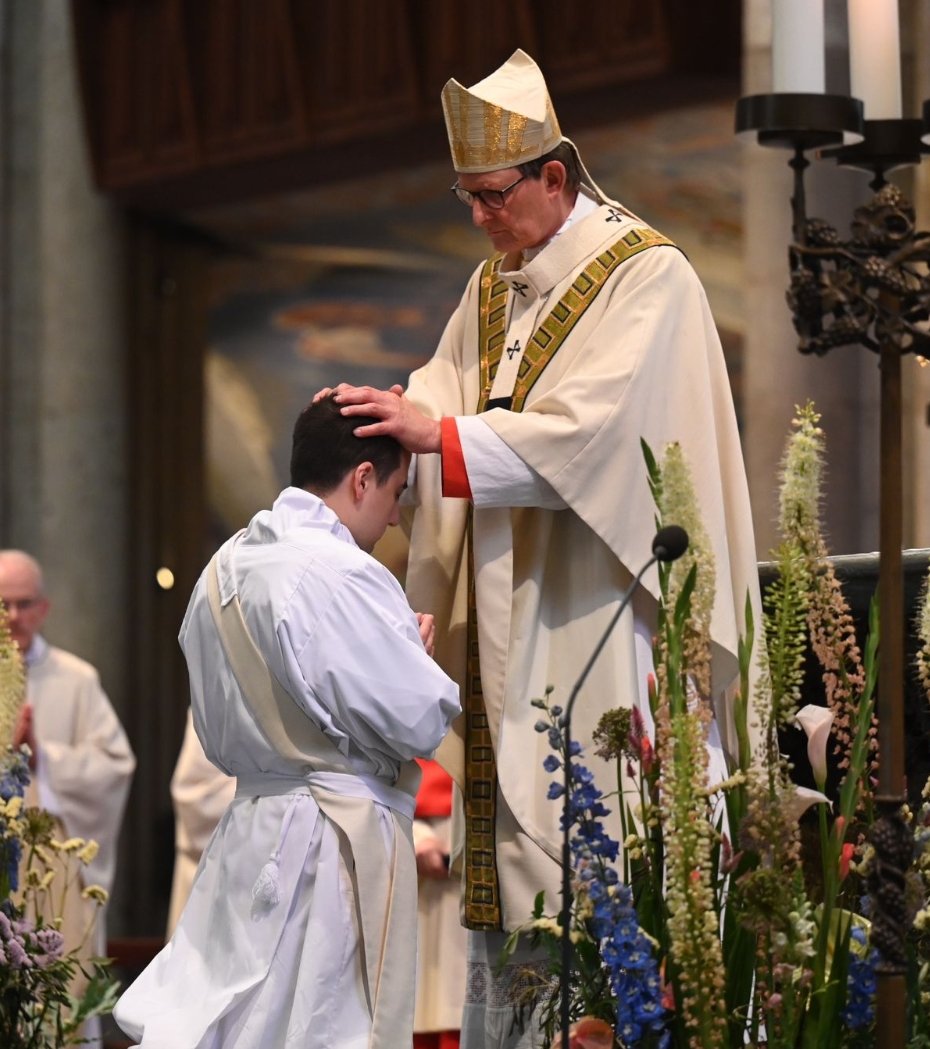 2024_Priesterweihe Johannes Shimizu4 (c) Beatrice Tomasetti