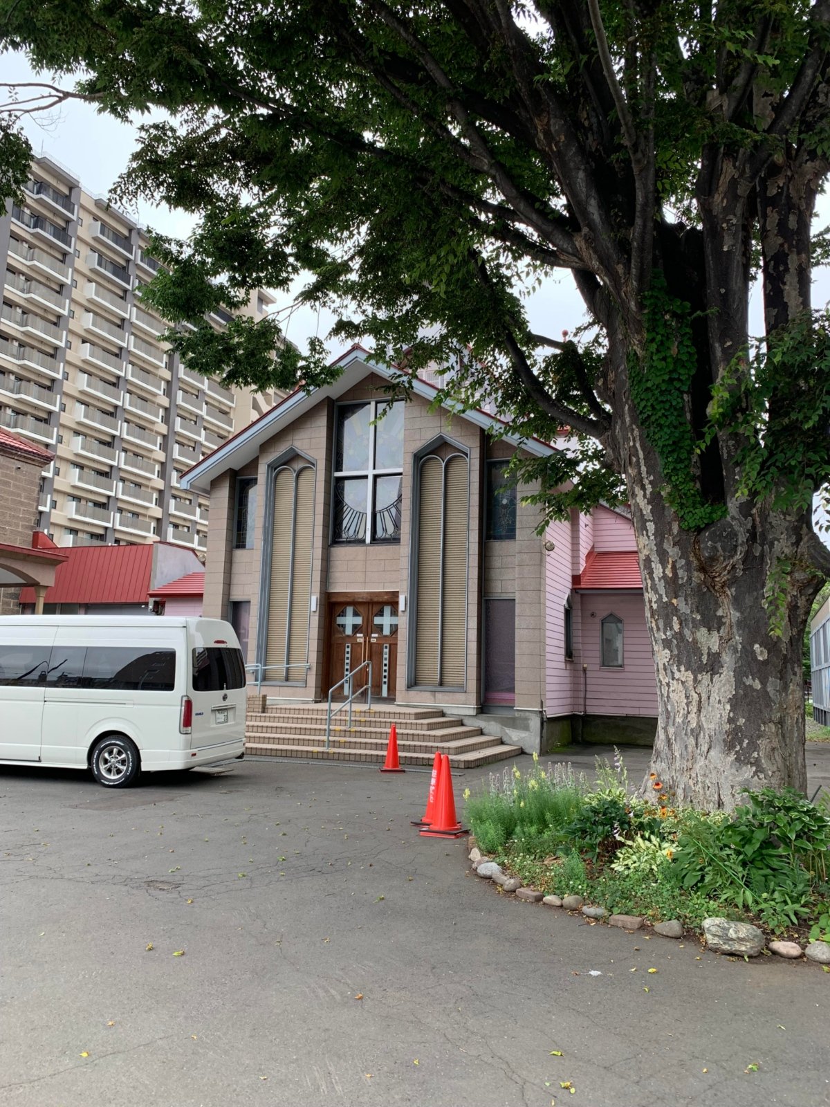 7. Kathedrale von Sapporo Außenansicht (c) Johannes Shimizu