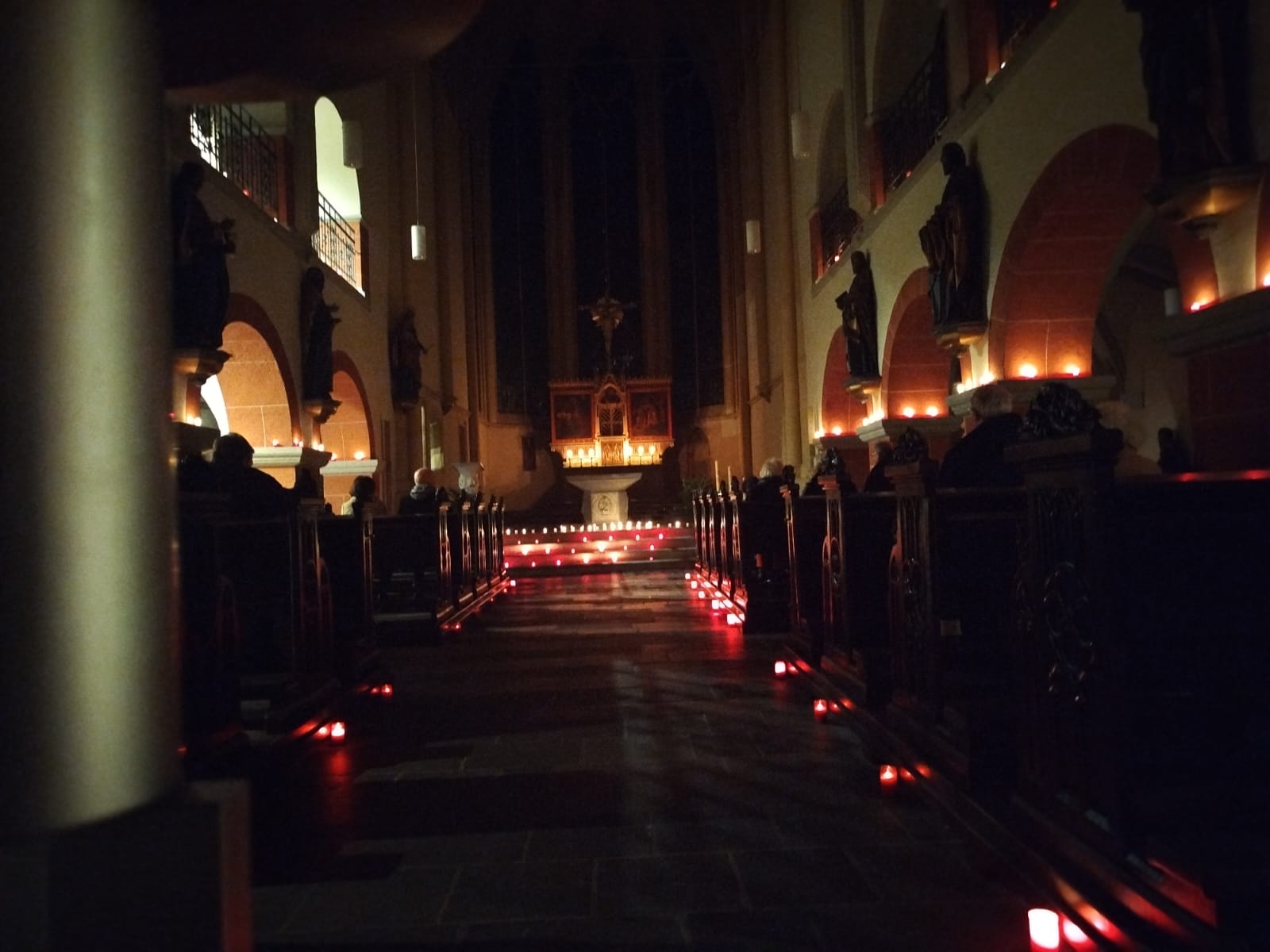 2025-11-29-Servatius im Kerzenschein (c) Diana Recht