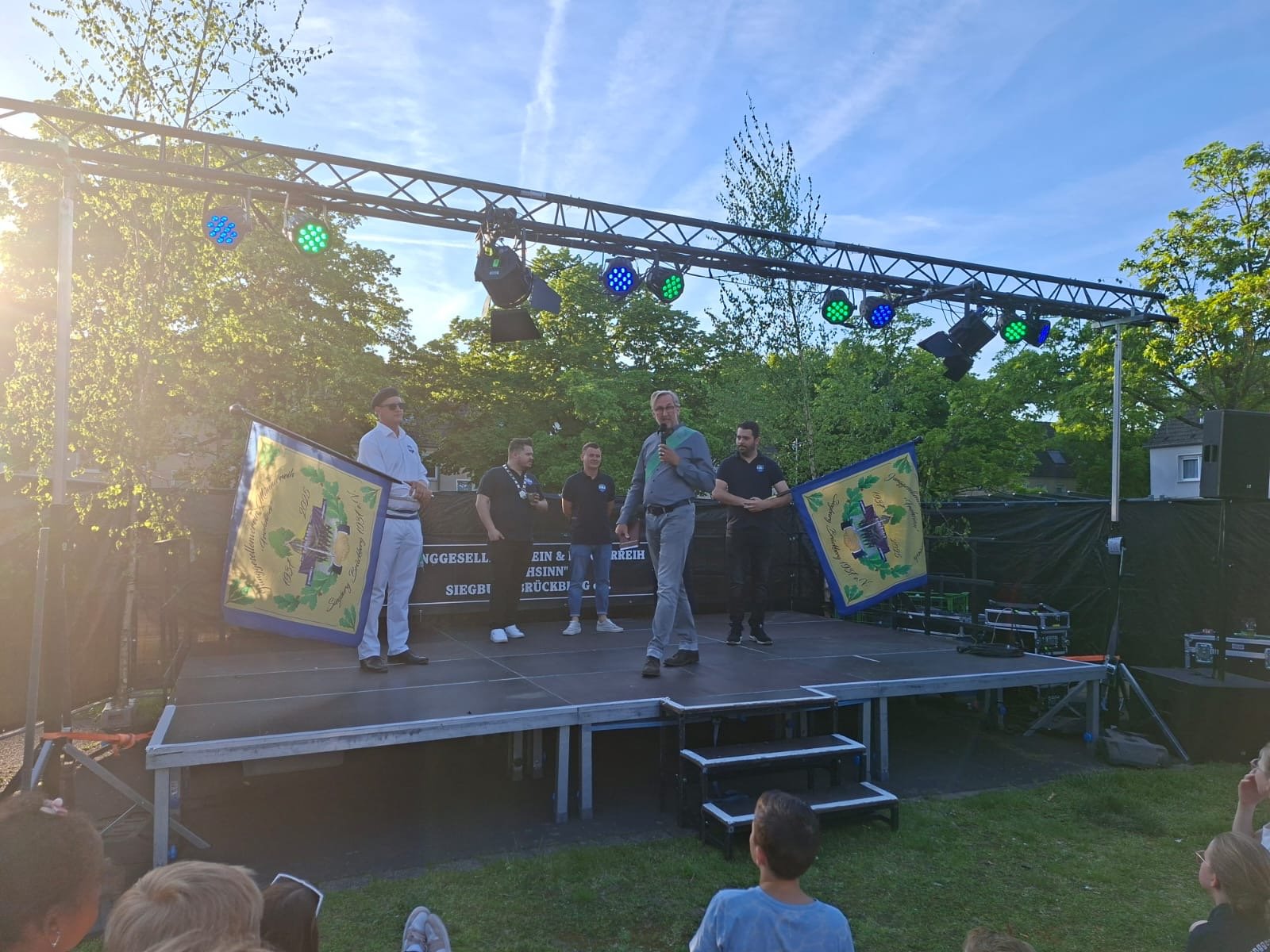 Fahnenweihe4 (c) Junggesellenverein Frohsinn