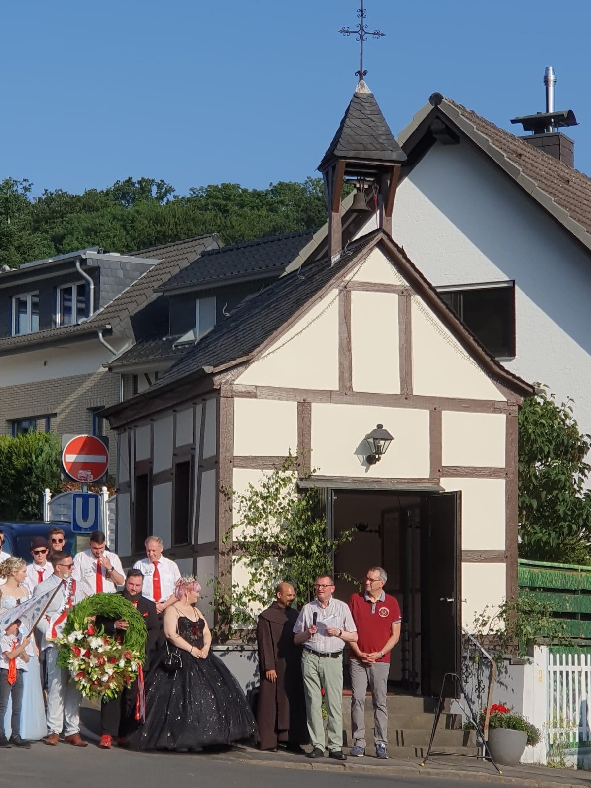 Kranzniederlegung Wolsdorf (c) Stefan Groß