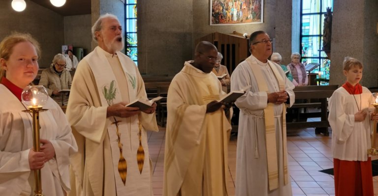 1000202012 (c) Ursula Holzapfel