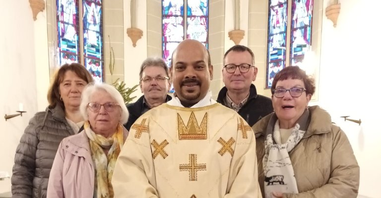 2026-01-04-Weihejubi_Antony (c) Beate Brilka