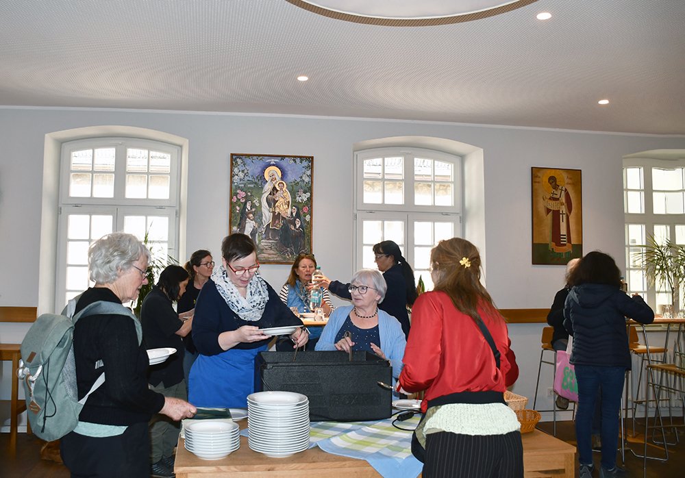 Bild 10_5. Station_Suppenspeisung auf dem Michaelsberg (c) Ulrike Clever