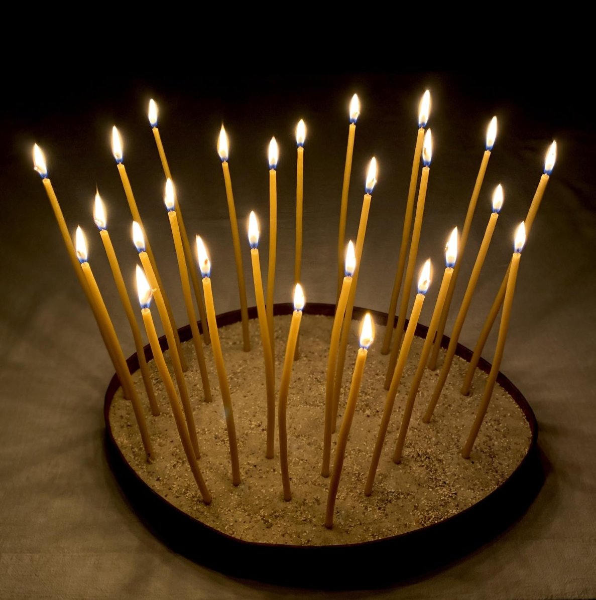 Gebetslichter (c) Sylvio Krueger in pfarrbriefservice