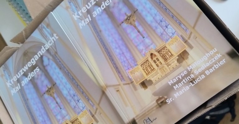 Kreuzwegandacht_Mal anders (c) Martina Sedlaczek