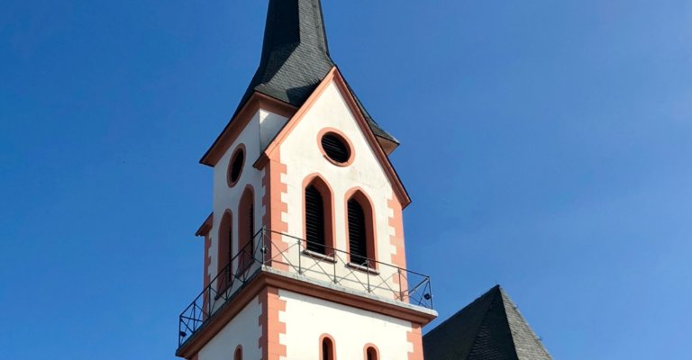 Kirche St. Dreifaltigkeit Wolsdorf (c) Gabi Pöge