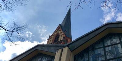 Kirche St. Anno von unten