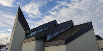 Kirche St. Mariä Empfängnis: Aussenansicht