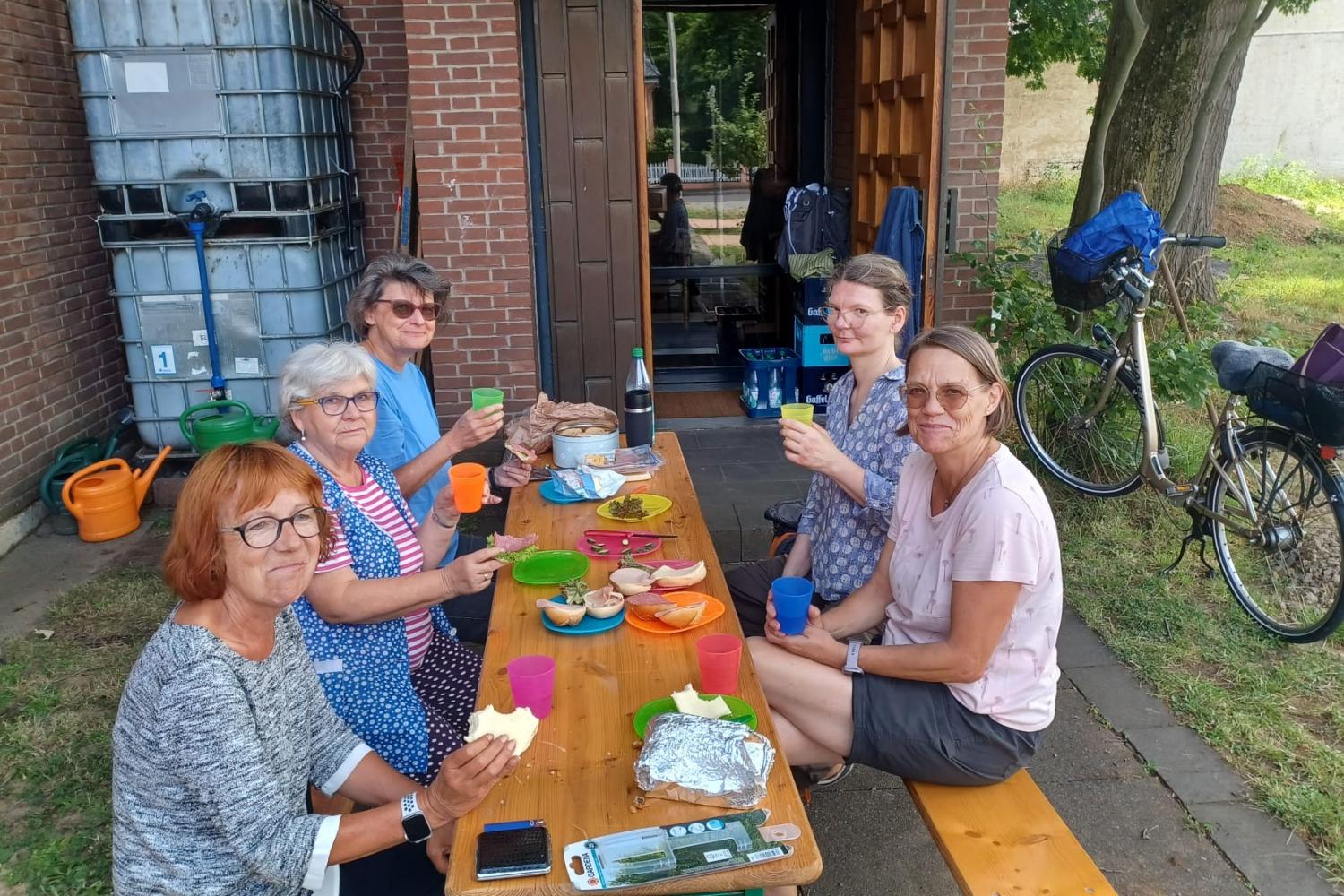 20250712_HedwigsGarten_Pause2