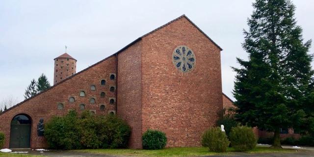 Kirche Sankt Joseph aussen